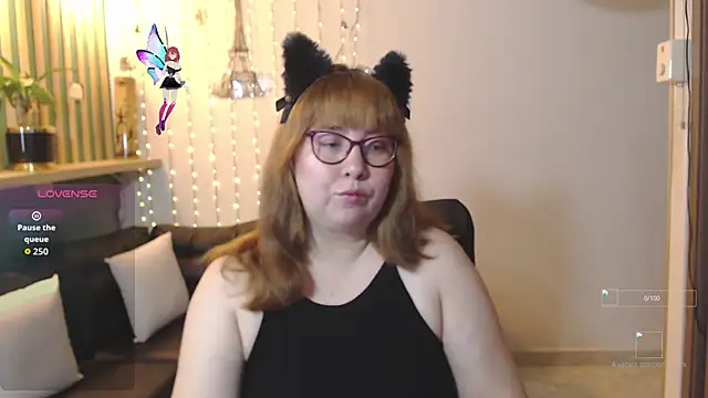 chloe prg online show from November 2025 01:10:01 PM