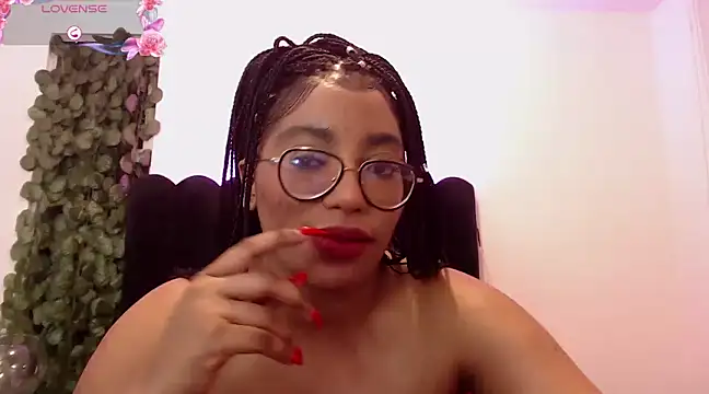 AmyBriiggs online show from February 2025 10:37:02 AM