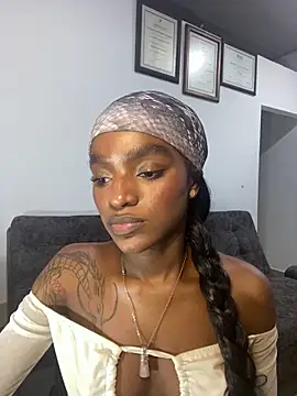 Zizi-campbel online show from March 2025 12:34:01 PM