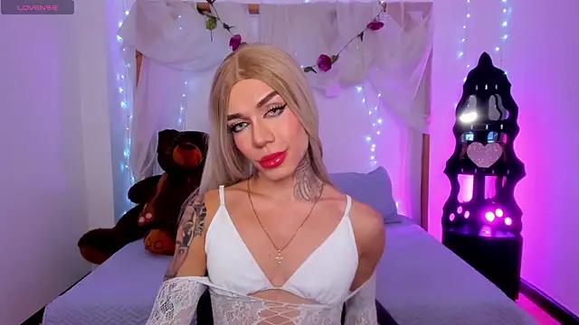 Camillesanto online show from February 2025 11:58:02 PM