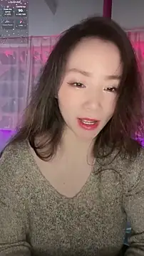 baobaomiqi linger online show from November 2025 02:00:02 AM