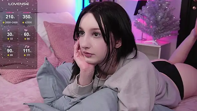 Lissa Meow  online show from December 2024 04:06:01 PM