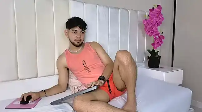 Samir bear online show from February 2025 12:25:02 PM