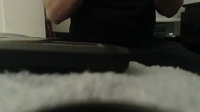 Snapshot of teek1234_1 chatting on May 2026 04:07:02 AM teek1234 1 online show from May 2026 04:07:02 AM