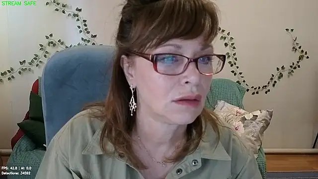 Snapshot of Miss_Moren chatting on July 2026 05:26:02 AM Miss Moren online show from July 2026 05:26:02 AM