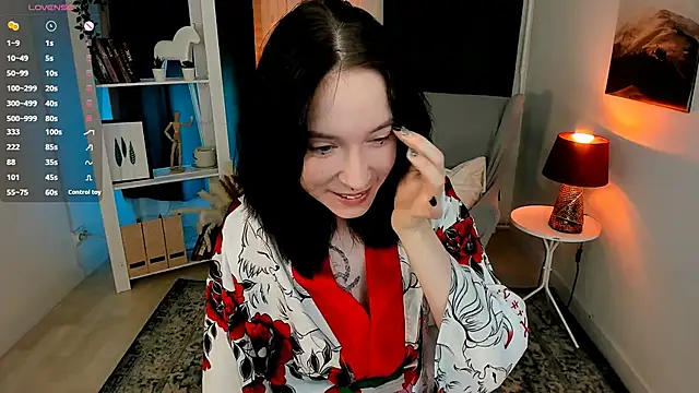 lilithlunna online show from September 2025 10:04:01 PM