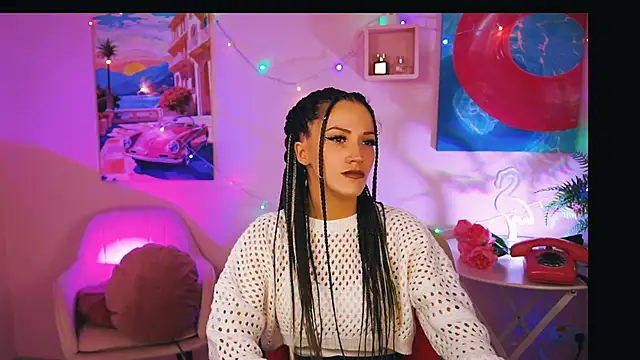 Mary Briggs online show from December 2024 08:02:01 AM