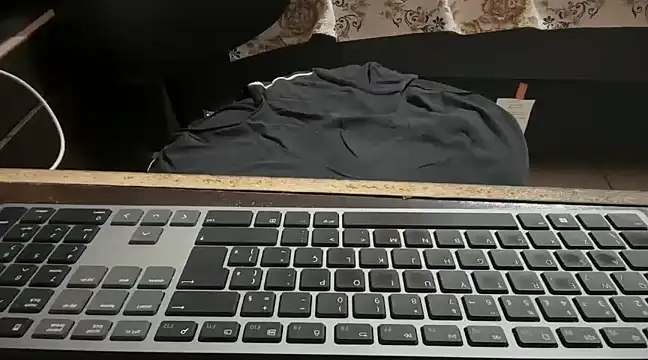 leugimserver online show from February 2025 03:33:01 AM