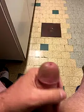 Snapshot of mikiss789 chatting on November 2025 03:50:01 AM mikiss789 online show from November 2025 03:50:01 AM