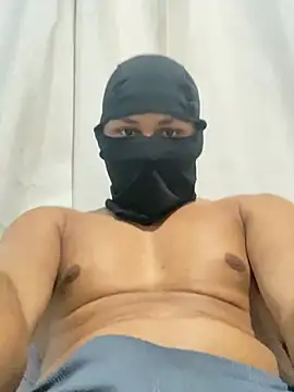 Snapshot of rickzinnxz chatting on December 2024 05:29:02 PM rickzinnxz online show from December 2024 05:29:02 PM