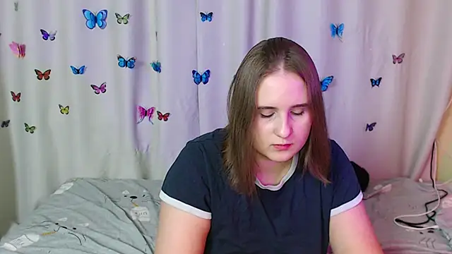 Snapshot of Phantommira chatting on January 2025 10:24:01 PM Phantommira online show from January 2025 10:24:01 PM