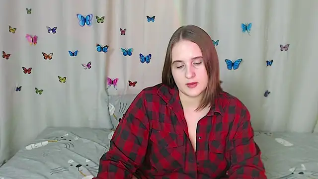 Snapshot of Phantommira chatting on January 2025 04:01:02 PM Phantommira online show from January 2025 04:01:02 PM