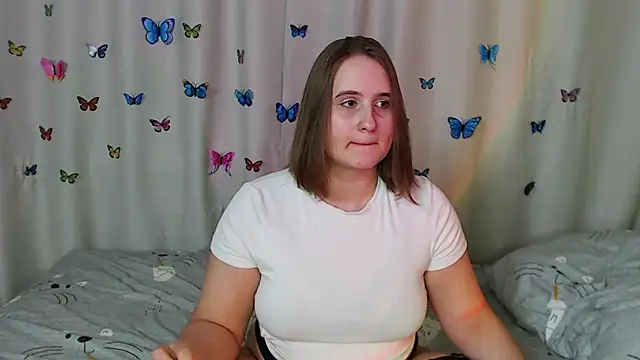 Snapshot of Phantommira chatting on January 2025 05:09:01 PM Phantommira online show from January 2025 05:09:01 PM