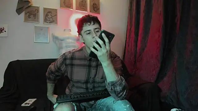 Snapshot of Antonello_Vannucci chatting on December 2024 09:11:01 PM Antonello Vannucci online show from December 2024 09:11:01 PM