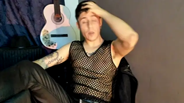 Antonello Vannucci online show from November 2025 12:32:01 AM