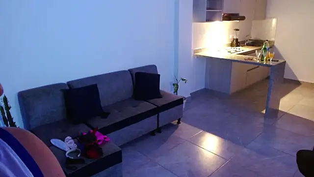 miia-liiam online show from March 2026 04:16:01 AM