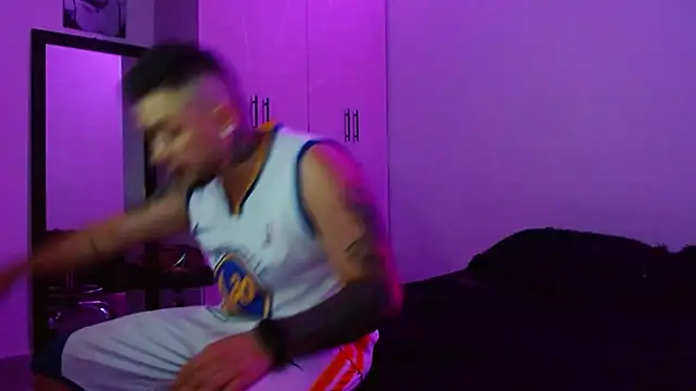 miia-liiam online show from March 2026 05:57:02 AM