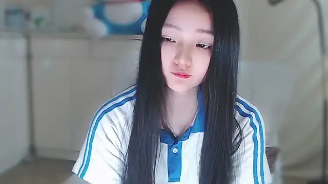 xiao-xiao-D online show from February 2025 08:22:01 AM