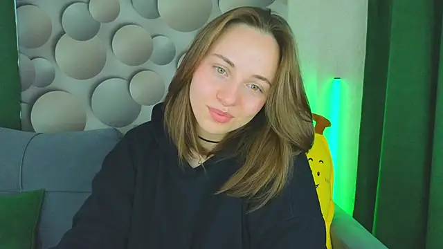 Snapshot of Cute_smile_sharon chatting on March 2025 03:07:01 AM Cute smile sharon online show from March 2025 03:07:01 AM