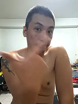 Snapshot of bb770504 chatting on December 2024 02:02:02 PM bb770504 online show from December 2024 02:02:02 PM