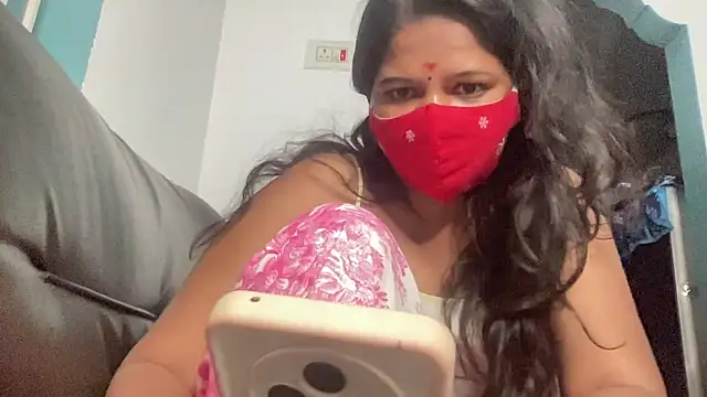 Snapshot of Tamil_Sanjana_ chatting on January 2026 07:50:02 PM Tamil Sanjana online show from January 2026 07:50:02 PM