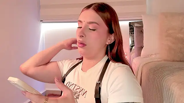 Alissonroses online show from February 2026 07:43:02 PM