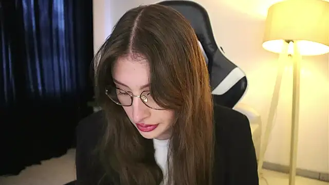 Snapshot of Daisha_Riley chatting on November 2025 02:39:02 PM Daisha Riley online show from November 2025 02:39:02 PM