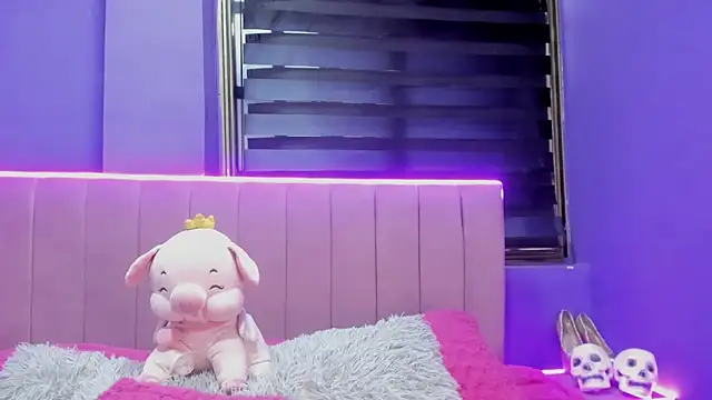 CintiaWalker online show from March 2026 01:07:02 PM