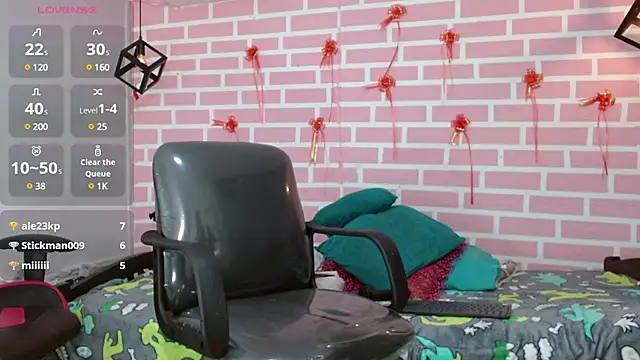 dani-lue online show from February 2025 03:27:02 PM