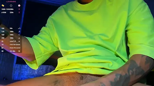 JhonyMiller  online show from April 2026 08:20:01 PM