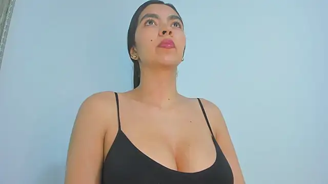 nathyy garcia online show from November 2025 04:11:01 AM