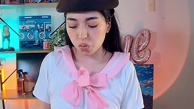 Snapshot of Sweet_Nyx chatting on February 2026 11:01:02 PM Sweet Nyx online show from February 2026 11:01:02 PM