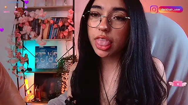 Snapshot of Sweet_Nyx chatting on May 2026 12:29:02 AM Sweet Nyx online show from May 2026 12:29:02 AM