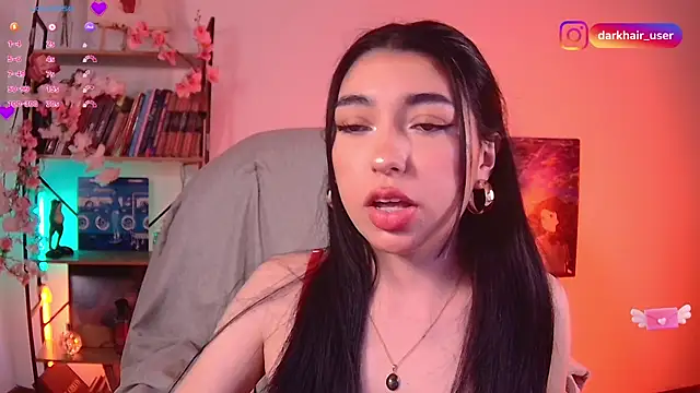 Snapshot of Sweet_Nyx chatting on May 2026 10:14:02 PM Sweet Nyx online show from May 2026 10:14:02 PM