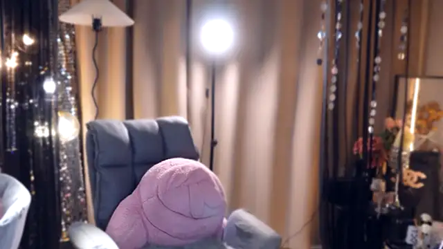 Snapshot of zhdhdbdkx chatting on September 2025 05:13:01 PM zhdhdbdkx online show from September 2025 05:13:01 PM