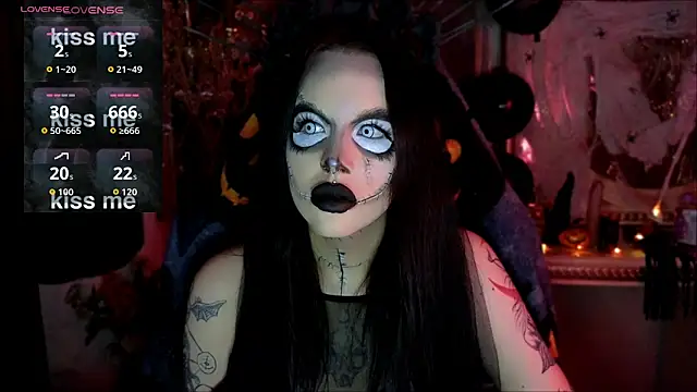 Snapshot of alexx_succubus chatting on October 2025 06:17:01 PM alexx succubus online show from October 2025 06:17:01 PM