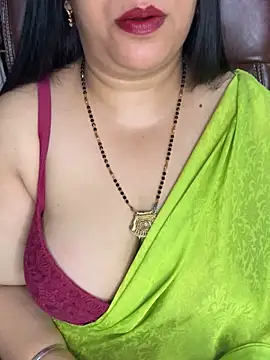 FlatVincy4 online show from November 2025 04:03:02 AM