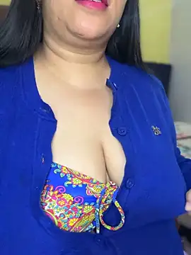 FlatVincy4 online show from December 2025 04:19:01 AM