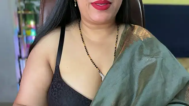 FlatVincy4 online show from January 2026 08:39:02 AM