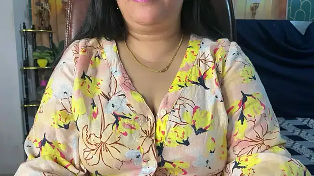 FlatVincy4 online show from March 2026 06:35:01 AM