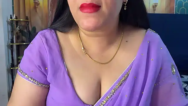 FlatVincy4 online show from April 2026 09:29:02 AM