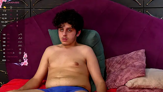 Snapshot of TejLliam chatting on December 2024 08:38:02 AM TejLliam online show from December 2024 08:38:02 AM