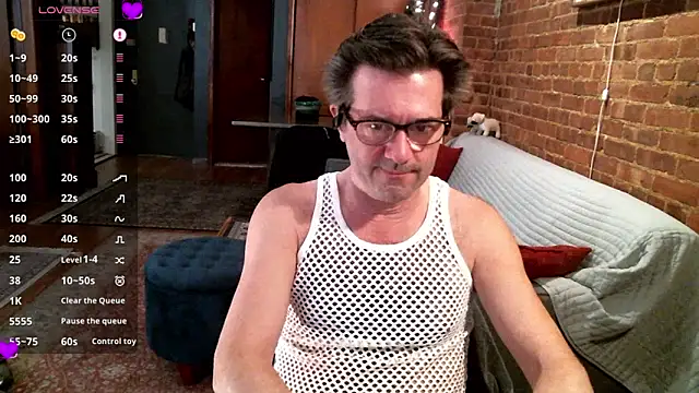 Johnny Bottoms online show from March 2025 02:22:01 PM