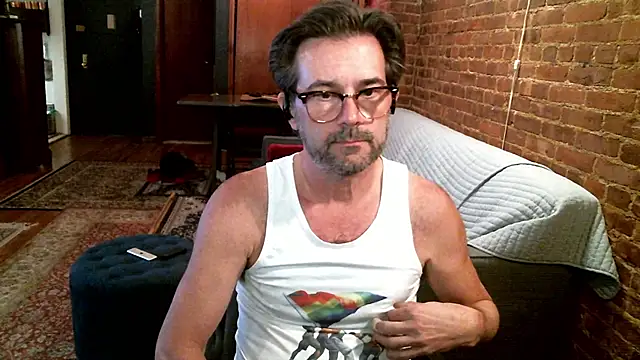 Johnny Bottoms online show from April 2026 02:47:01 PM