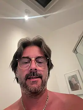 Johnny Bottoms online show from July 2026 04:14:02 AM