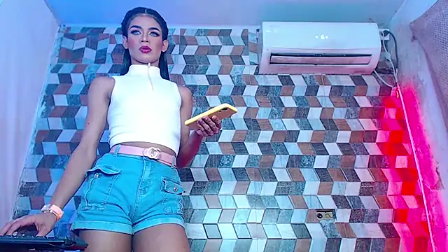 newgroupxxx online show from February 2025 09:33:02 PM