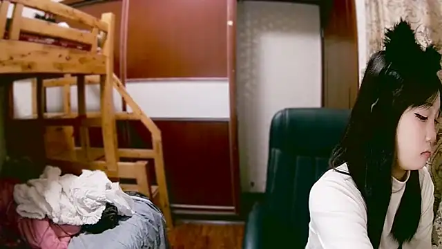 Snapshot of lulu-2002 chatting on December 2024 01:18:01 PM lulu-2002 online show from December 2024 01:18:01 PM