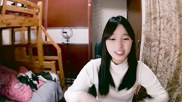 Snapshot of lulu-2002 chatting on January 2025 10:10:02 AM lulu-2002 online show from January 2025 10:10:02 AM