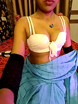 Little  Lia online show from February 2025 02:46:02 PM