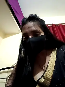 Snapshot of Soniya_444 chatting on December 2024 02:53:01 PM Soniya 444 online show from December 2024 02:53:01 PM